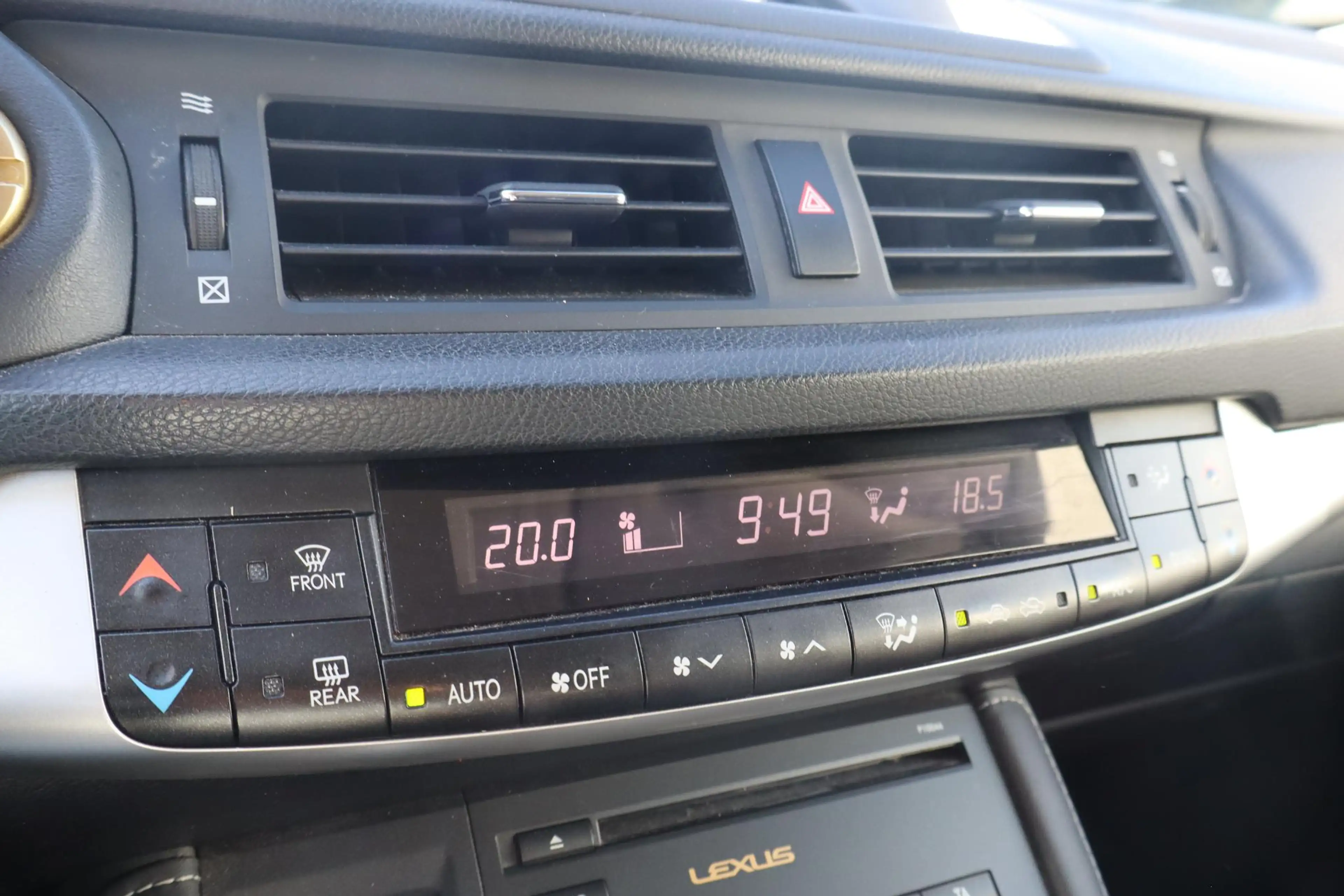 Lexus CT 200h Business Line Pro | Dealer onderhouden | PDC voor — photo 6