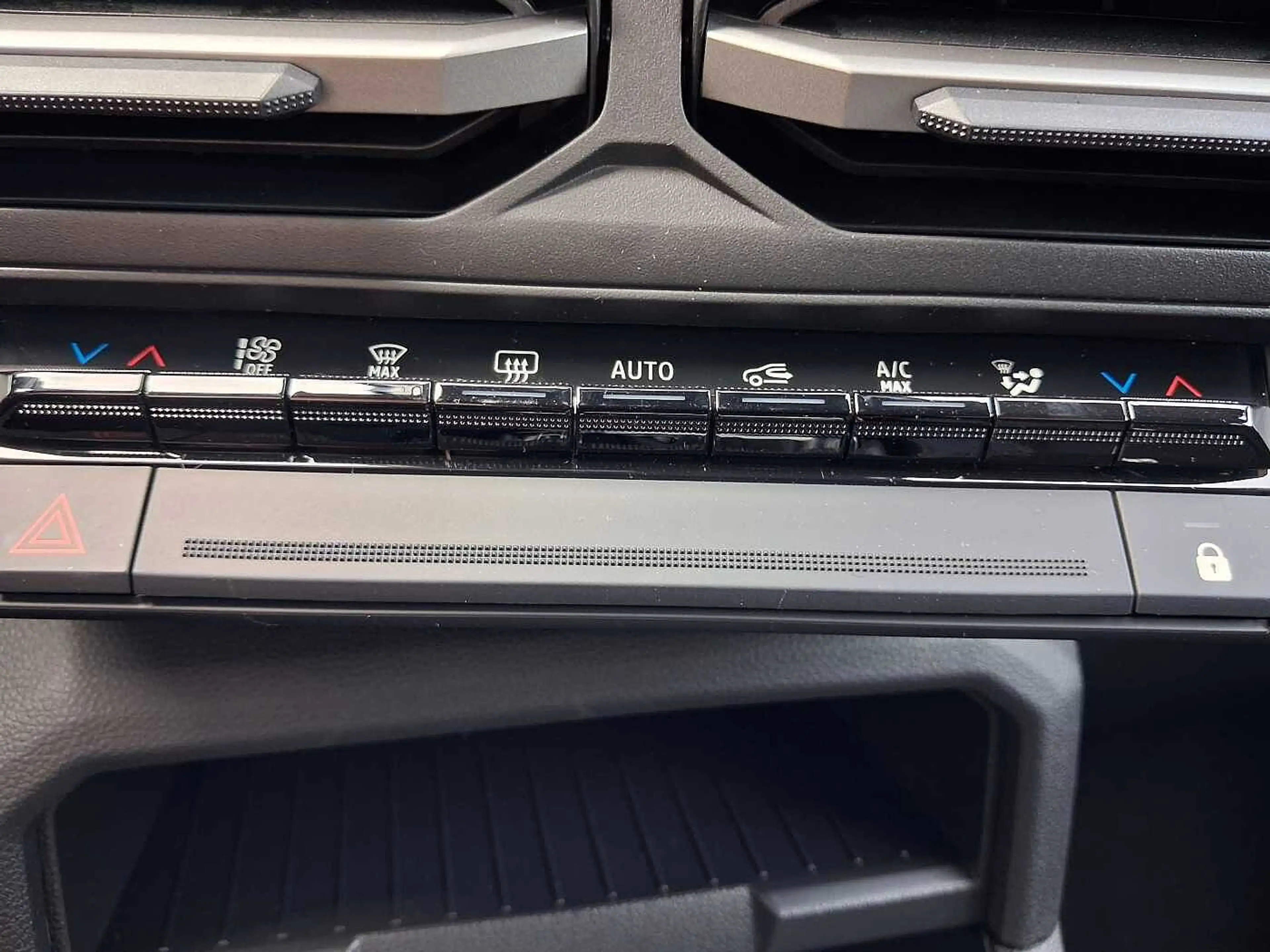 Dacia Bigster Expression Tce130 4x4 Navi, Winter PLUS, Easypaket — photo 12