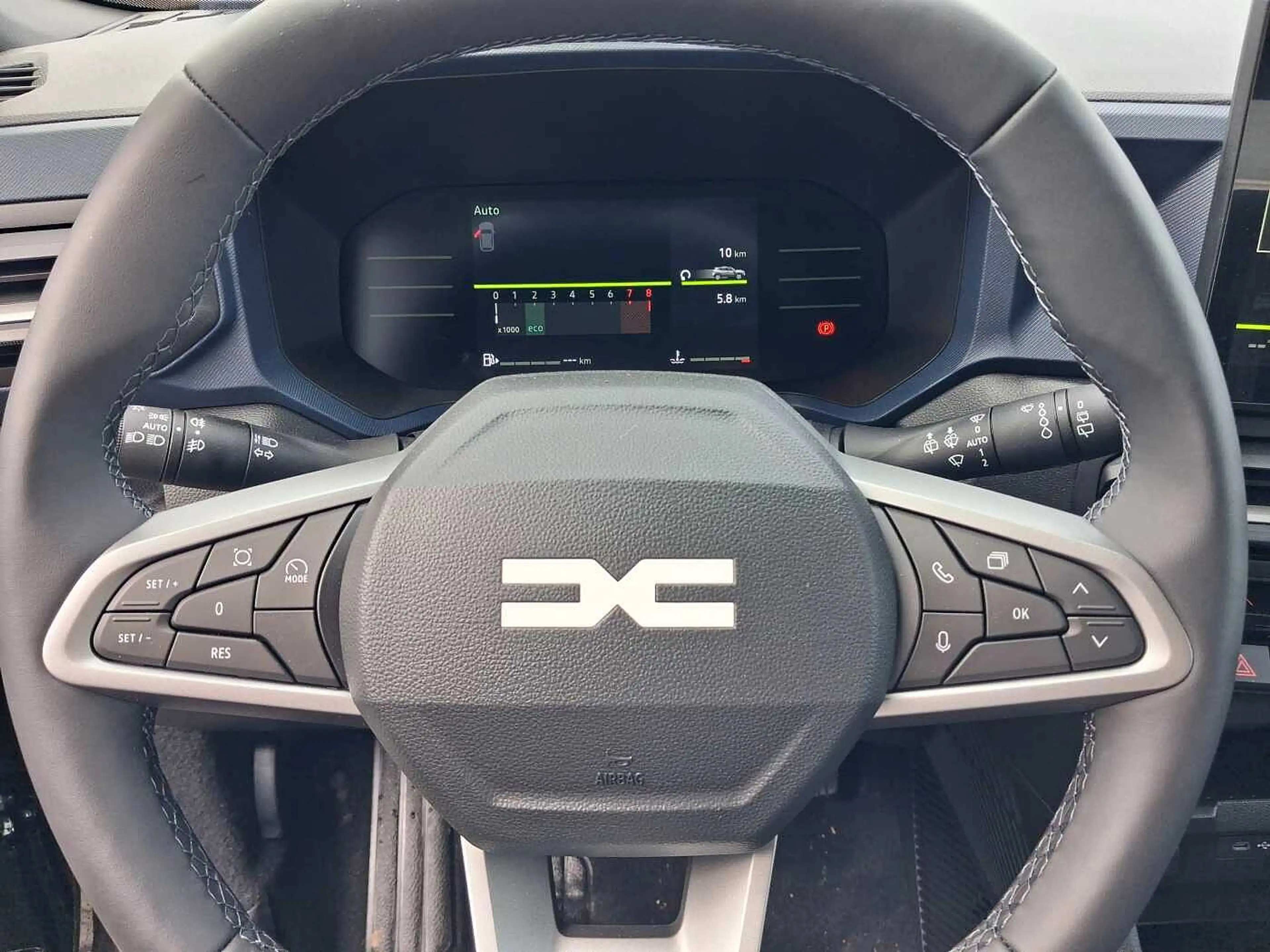 Dacia Bigster Expression Tce130 4x4 Navi, Winter PLUS, Easypaket — photo 8