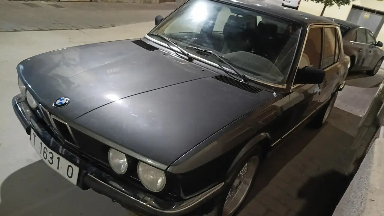 BMW 528i, foto 5
