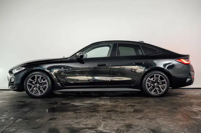 BMW 4 Series view 2
