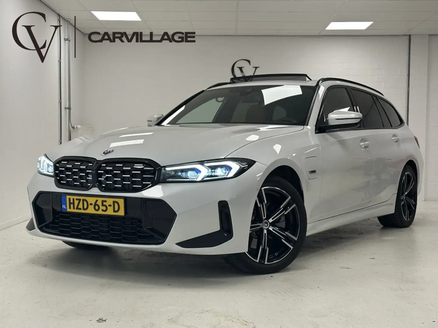 BMW 330 3-serie Touring 330e xDrive M-Sport | Cognac bekle Blanc - 1