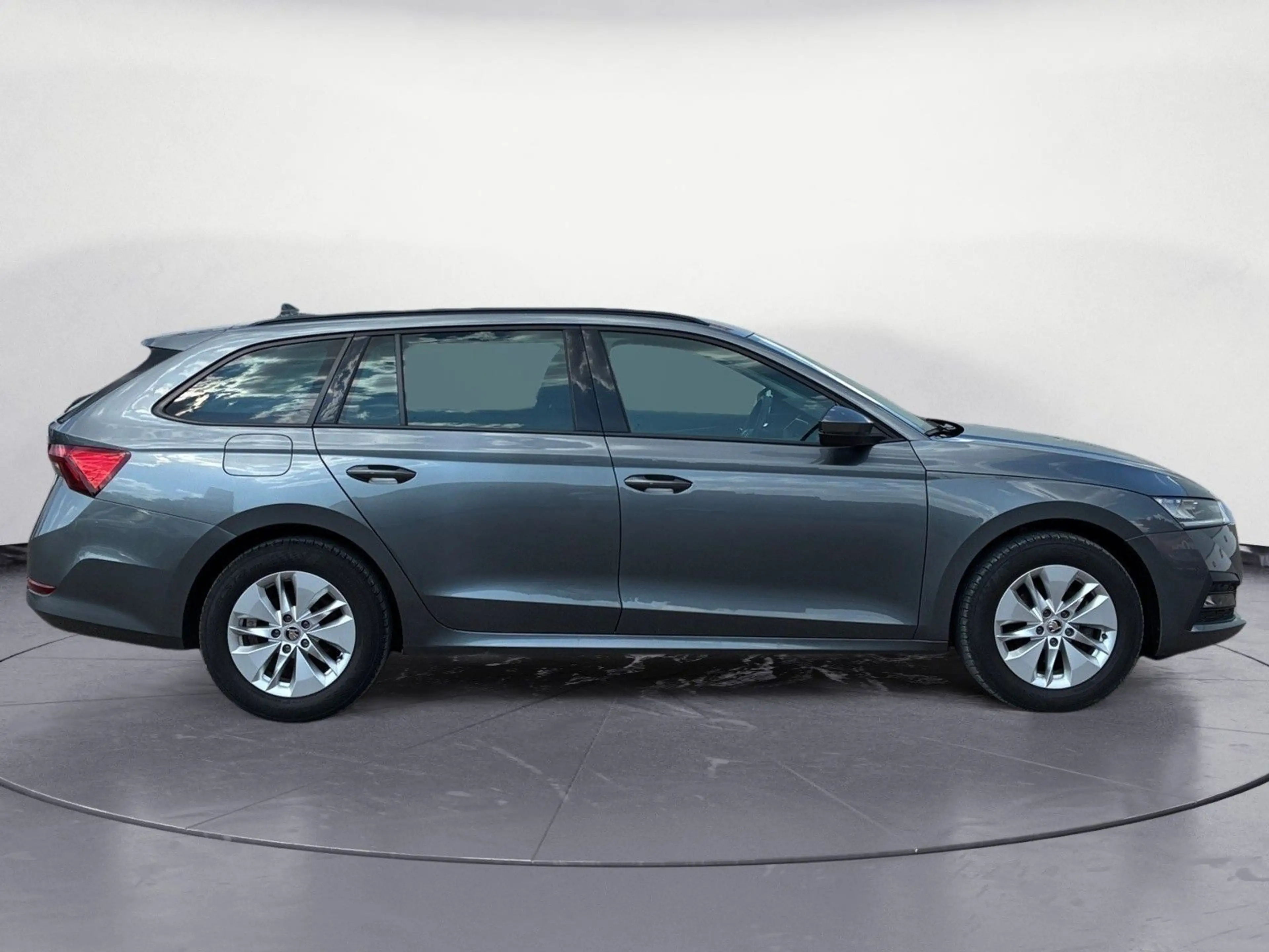 Skoda Octavia 2,0 Ambition ACC*PDC*NAVI*SHZ*LHZ*KLIMA* — photo 5