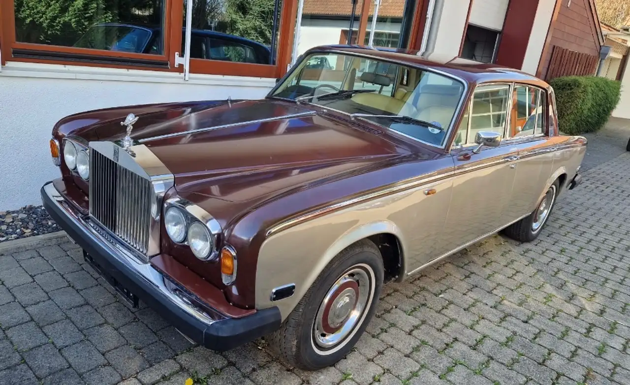 Rolls-Royce Silver Shadow