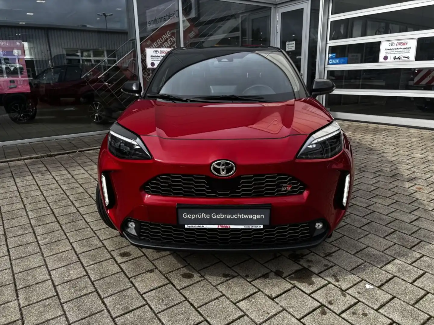 Toyota Yaris Cross Hybrid  GR Sport  JBL & Advanced Paket Rot - 2