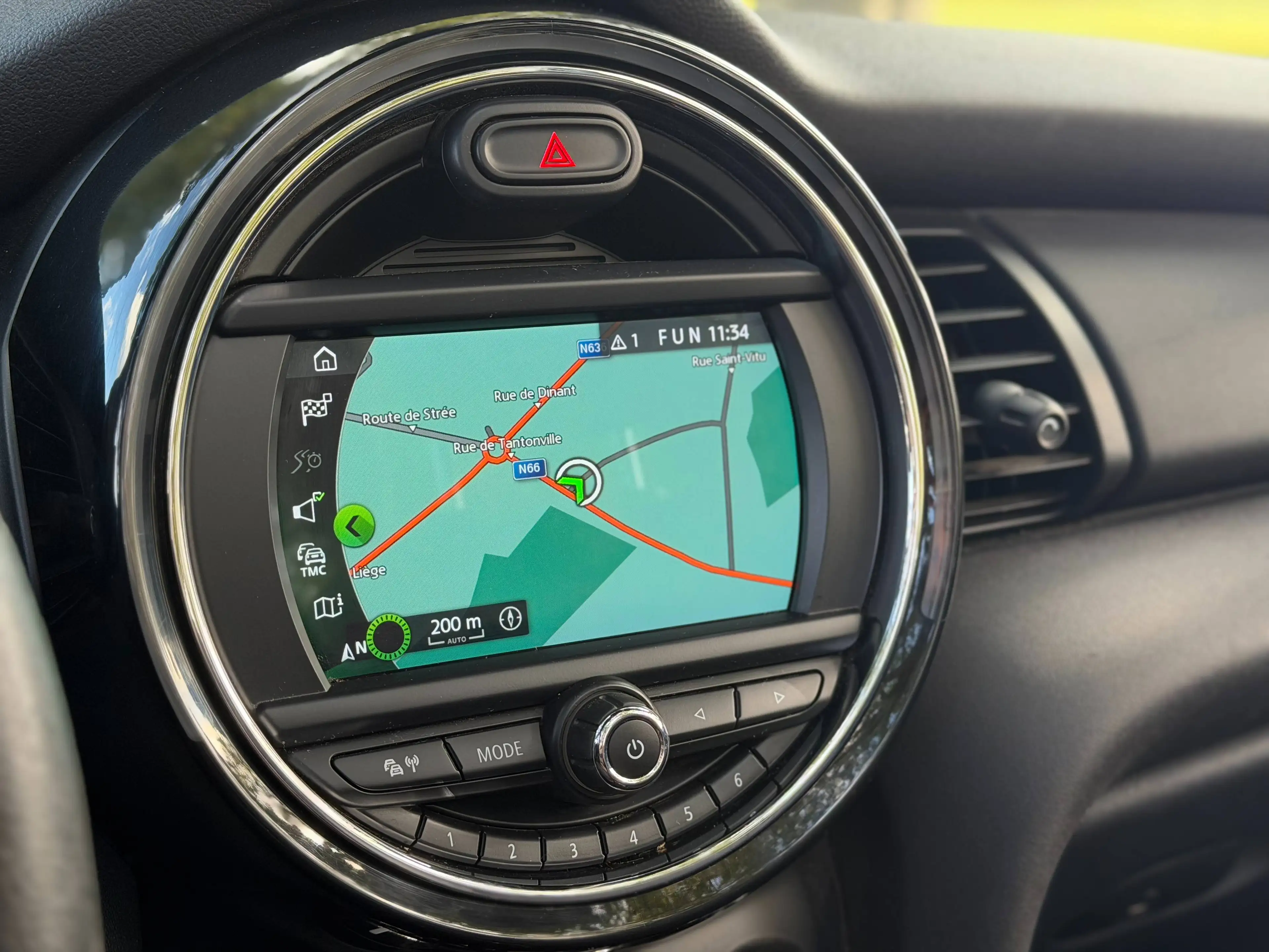MINI One Cabrio 1.5i 102cv - GPS - LED - Sièges chauffants — photo 13