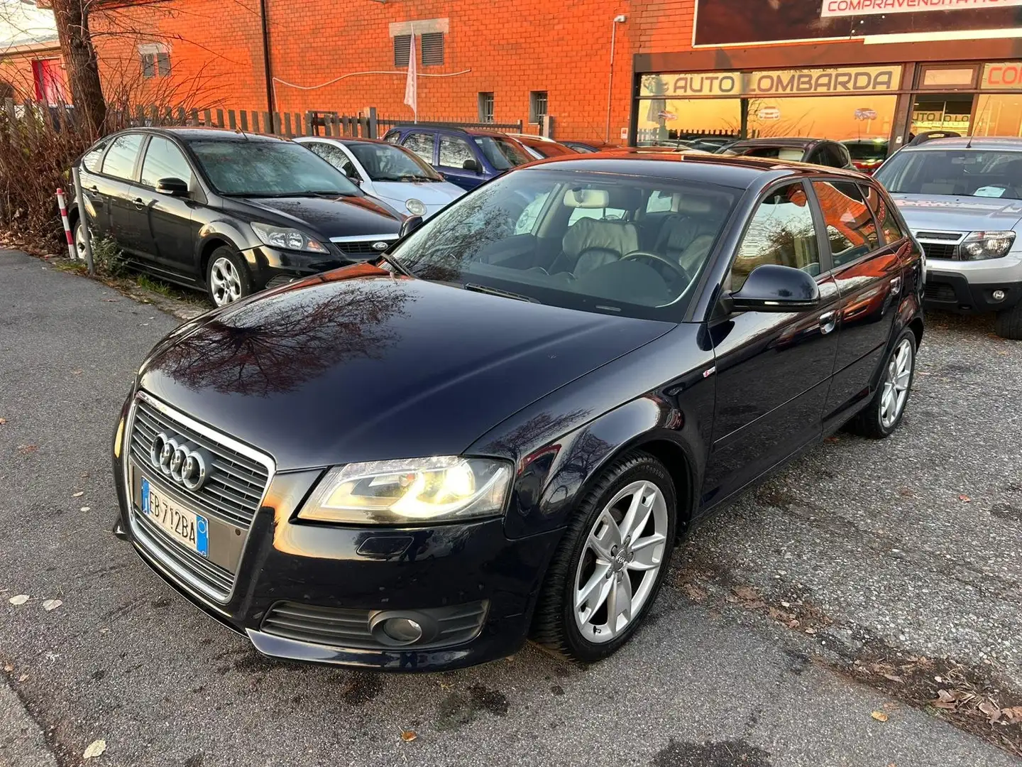 Audi A3 A3 II 2008 Sportback Sportback 2.0 tdi Attraction Zwart - 1