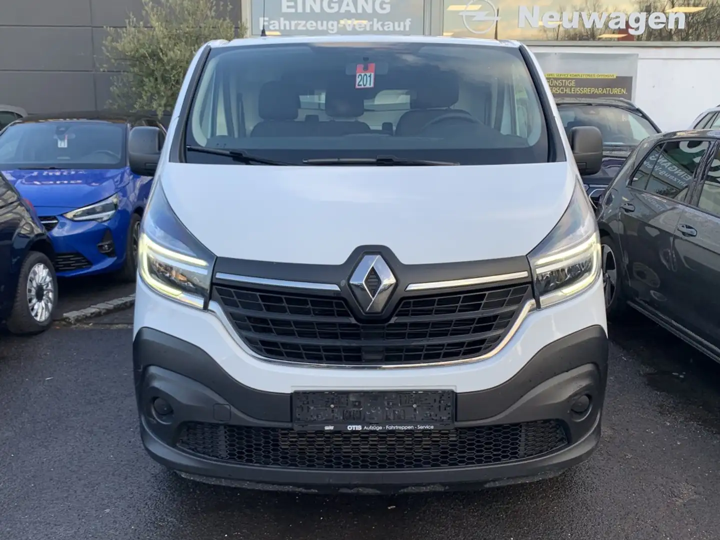 Renault Trafic L1H1 2,8t Komfort Regal AHK LED PDC Klima Weiß - 2