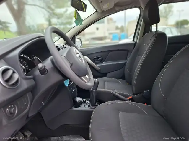Dacia Logan view 7