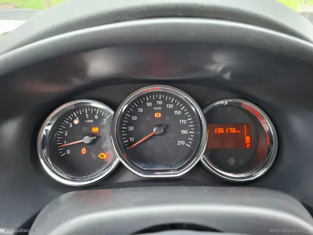 Dacia Logan view 10