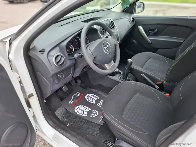 Dacia Logan view 6