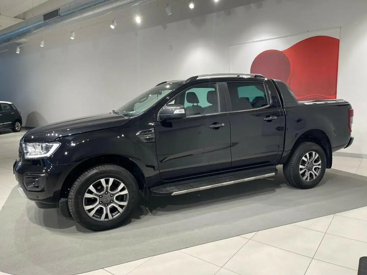 Ford Ranger 2.0 ecoblue double cab Wildtrack 213cv auto Schwarz - 2