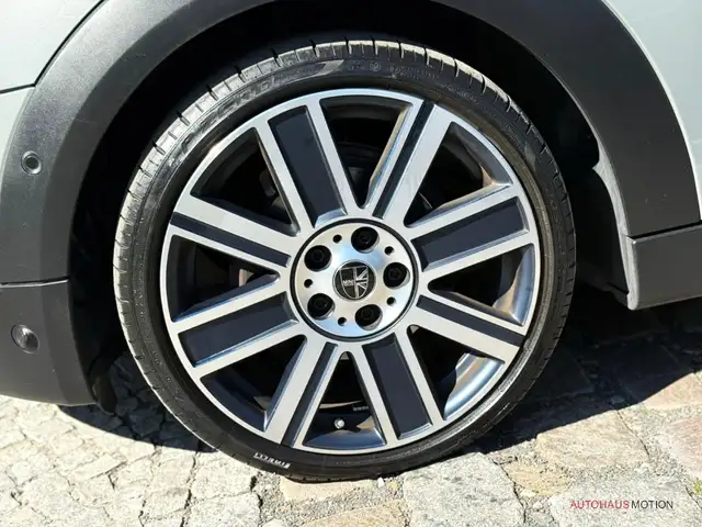 MINI Hatch view 10