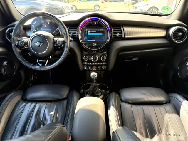 MINI Hatch view 14