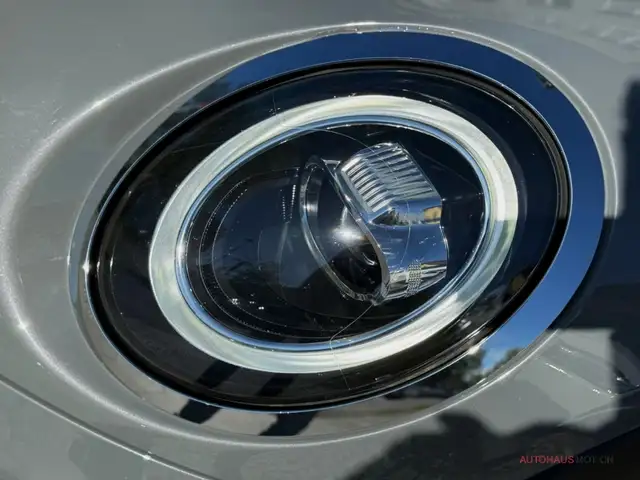 MINI Hatch view 11