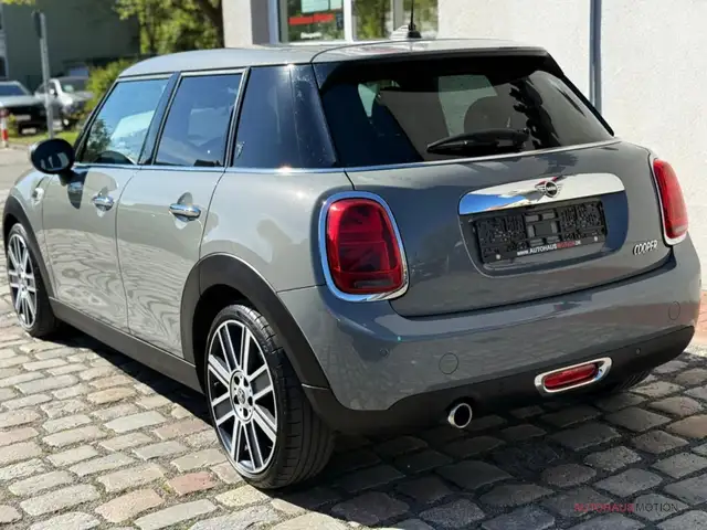 MINI Hatch view 8