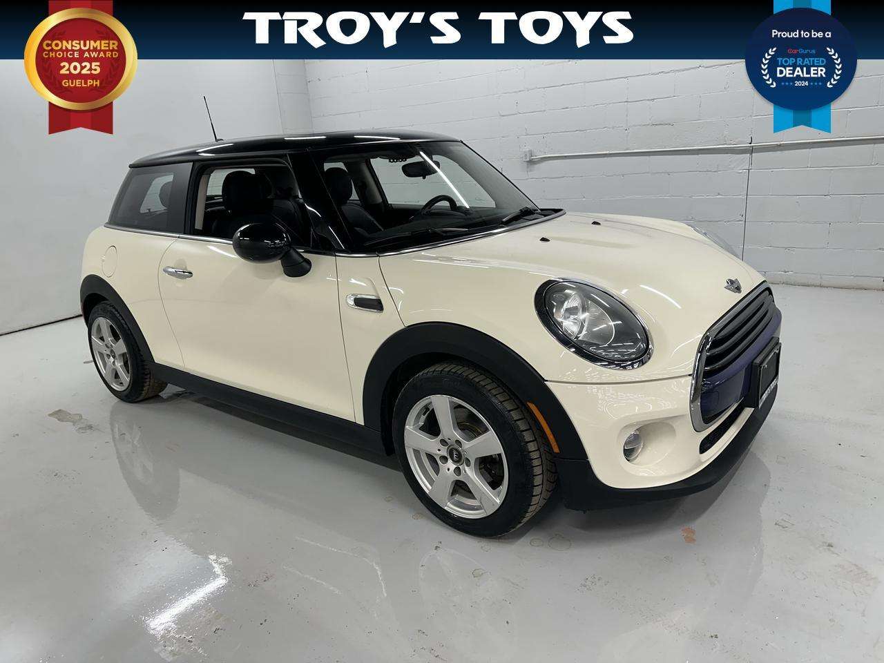 2016 MINI 3 Door Cooper | CLEAN CARFAX | LOW KMS | SUNROOF