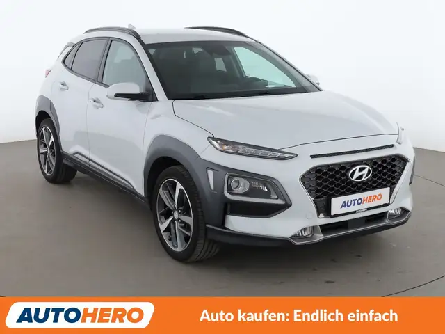Hyundai Kona view 8