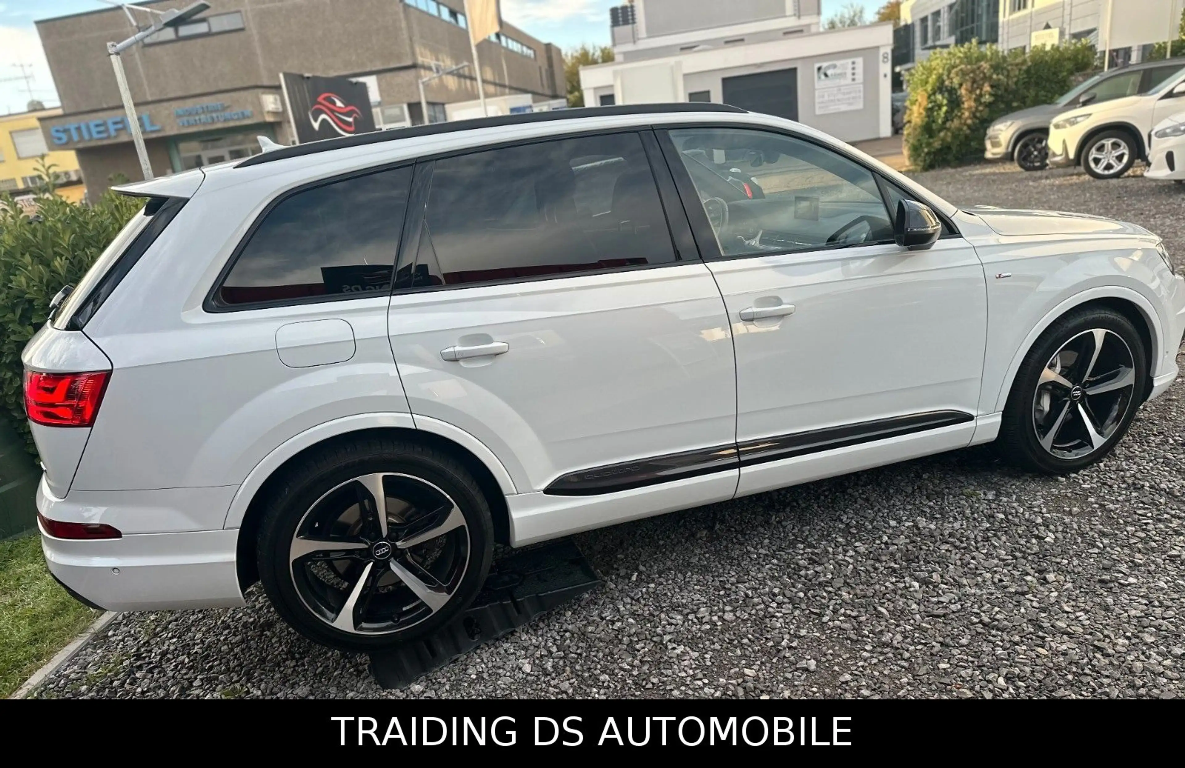 Audi Q7 3.0 TDI quattro**S-LINE**LUFT*AHK*NACHTSICHT* — photo 8