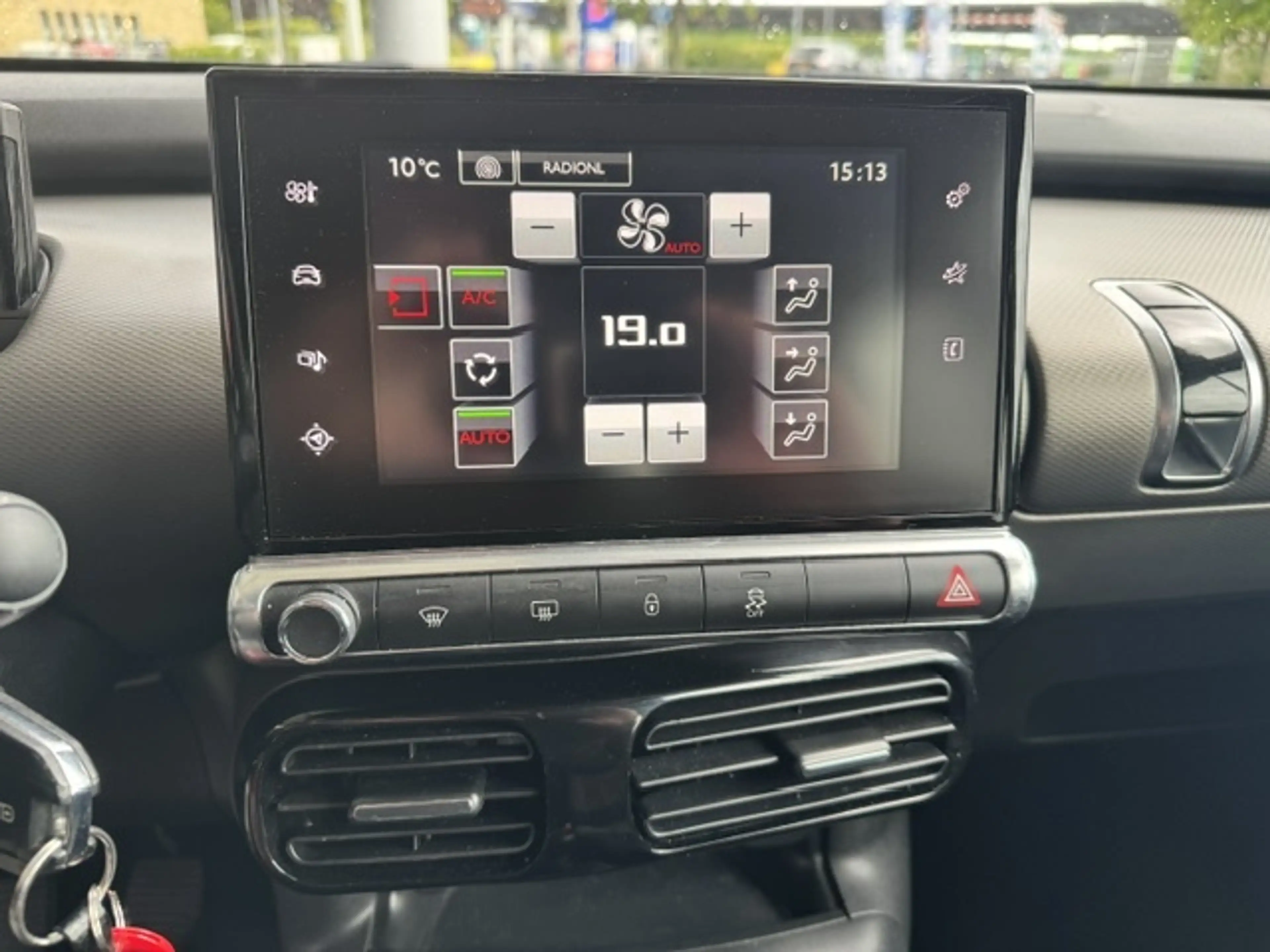 Citroen C4 Cactus 1.2 PT BUSINESS EDITION — photo 11