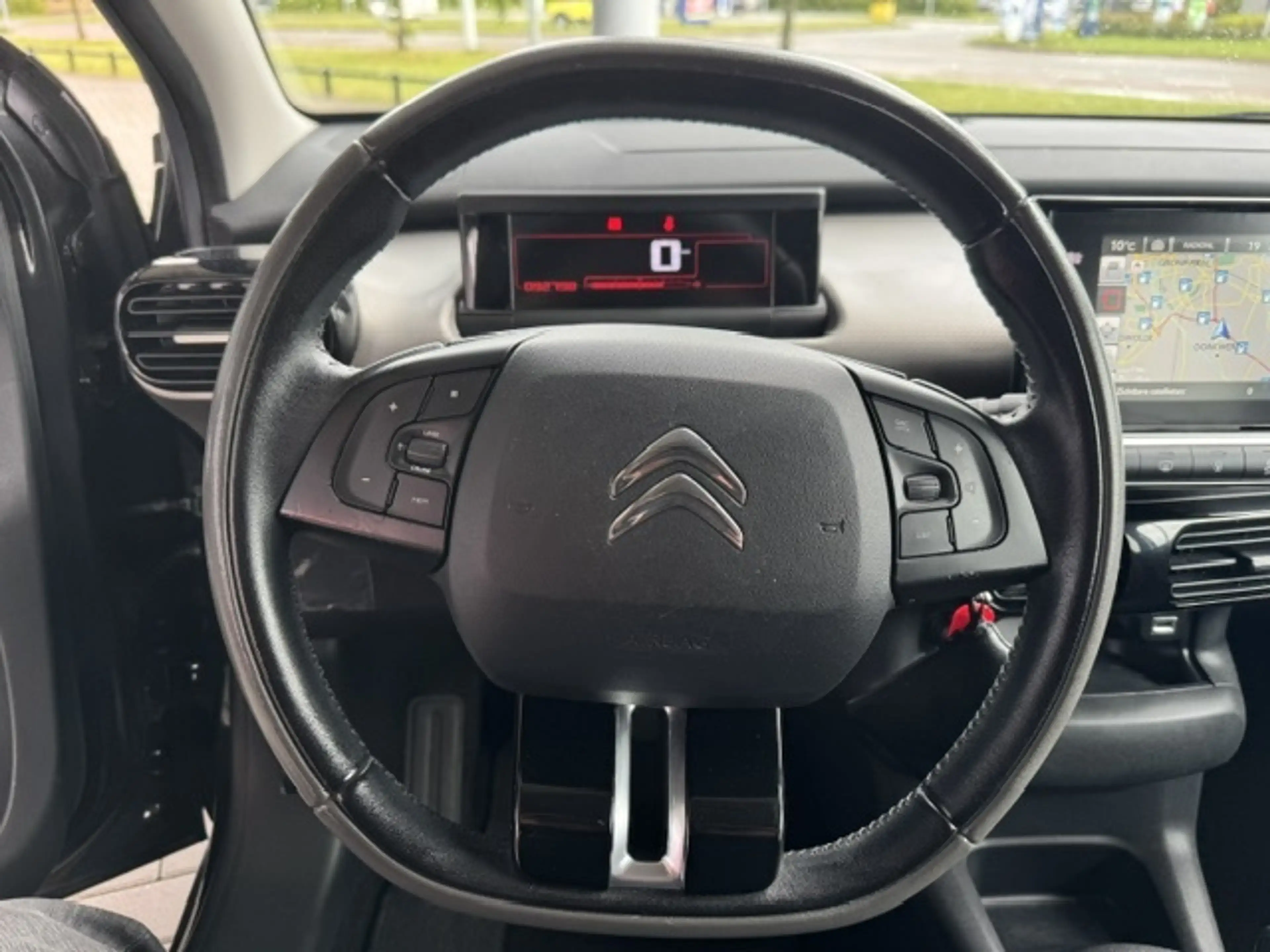 Citroen C4 Cactus 1.2 PT BUSINESS EDITION — photo 8