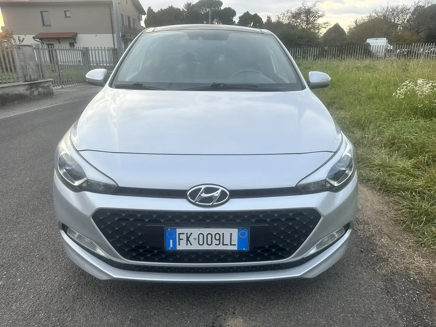 Hyundai i20 5p 1.1 crdi Style 75cv Argento - 2