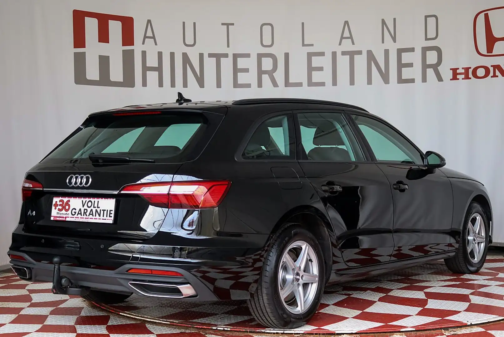 Audi A4 Avant 30 TDI / AHV / NAVI / PDC Noir - 2
