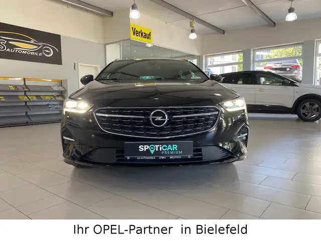 Opel Insignia view 2