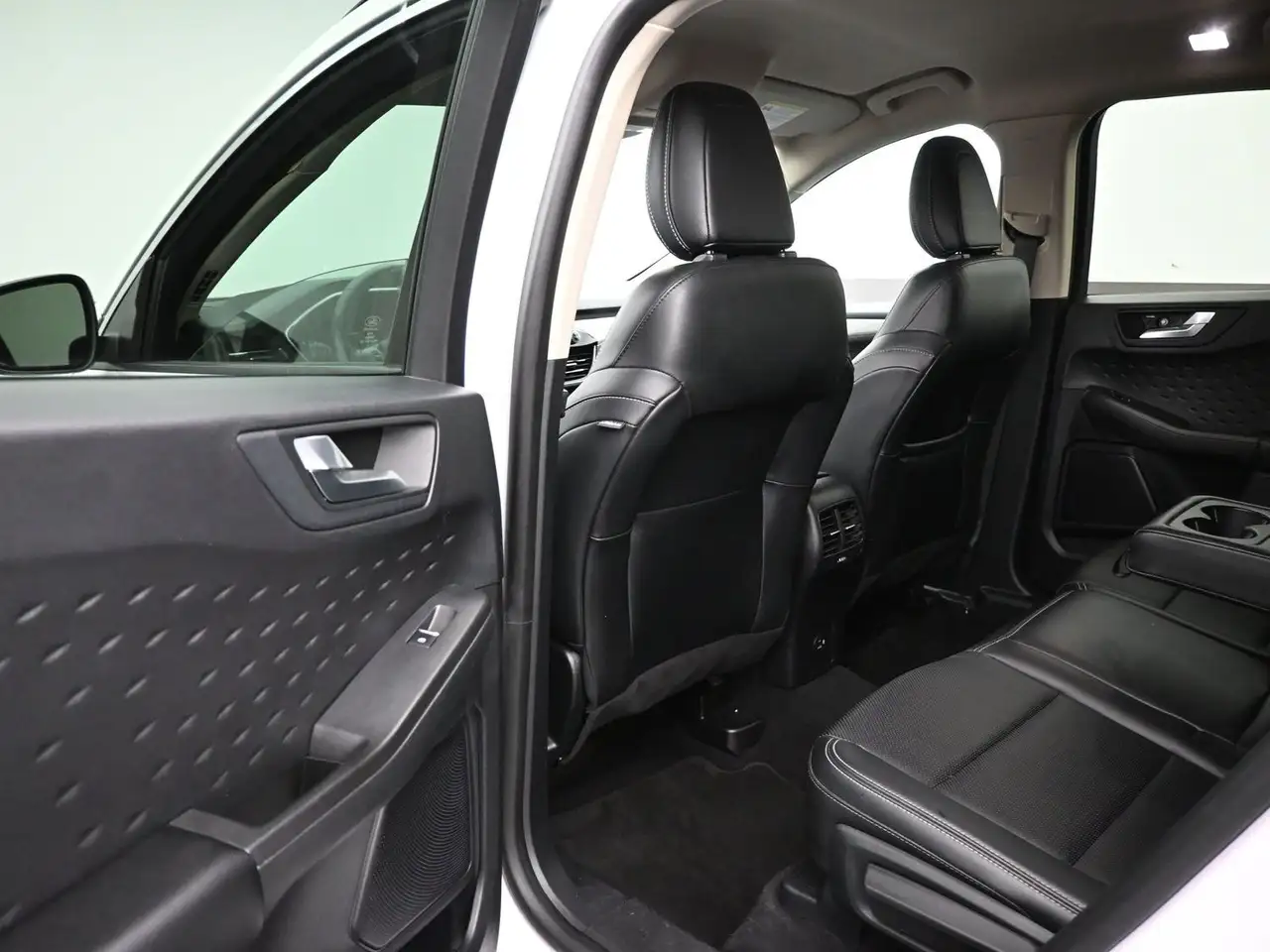 Ford Escape снимка Ford Escape
