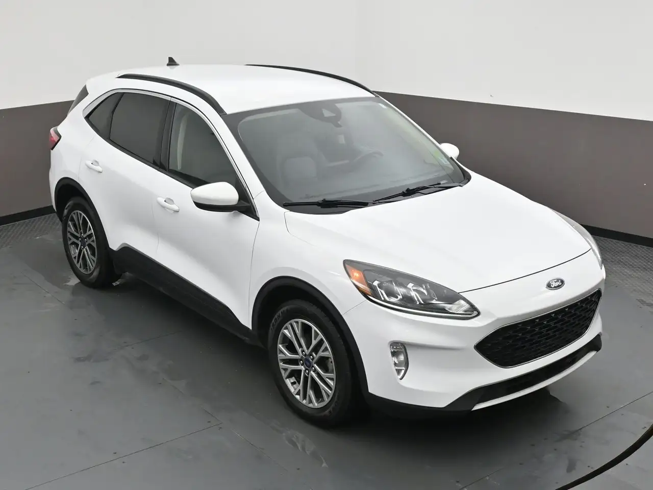 Ford Escape снимка Ford Escape