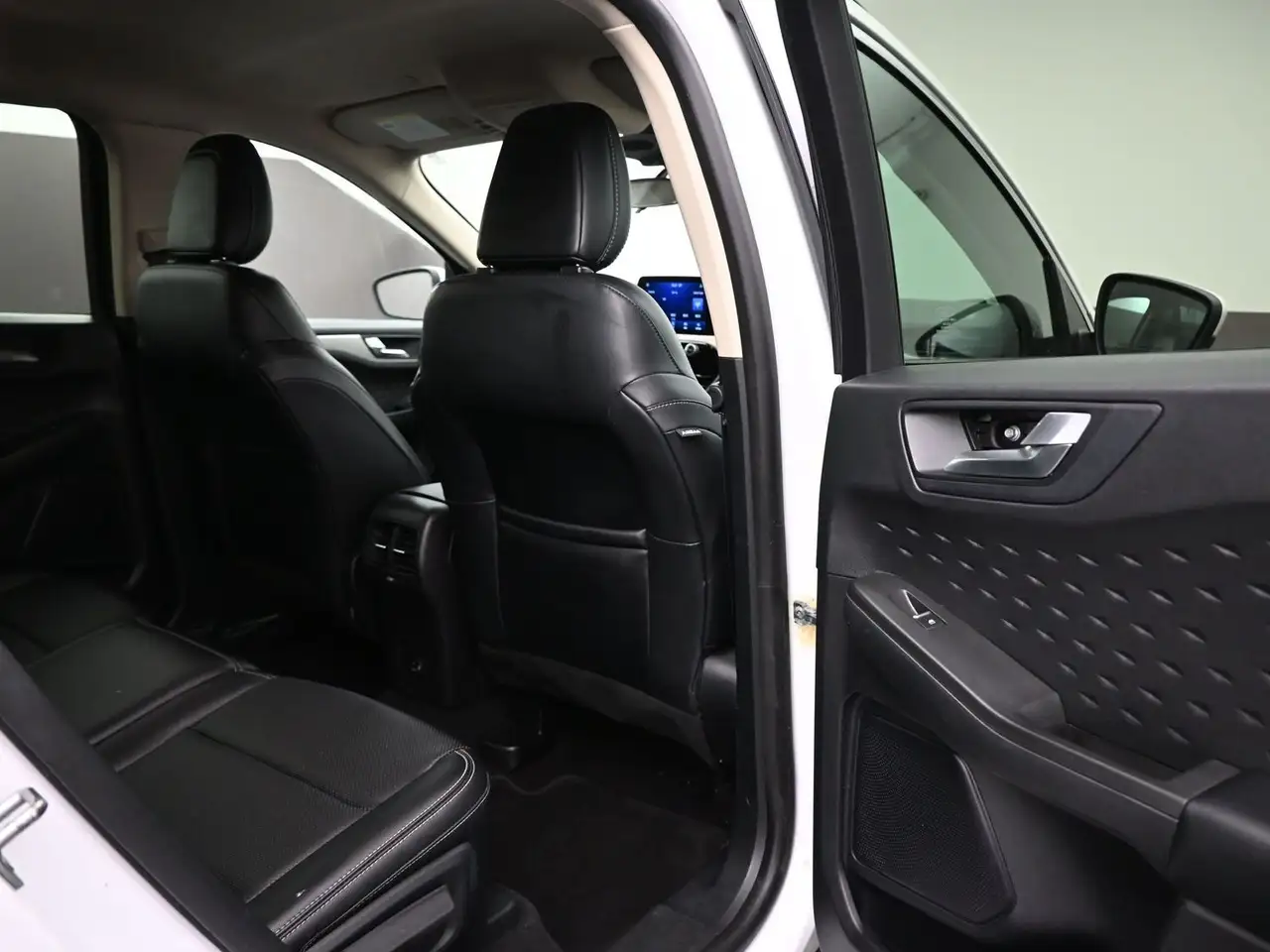 Ford Escape снимка Ford Escape