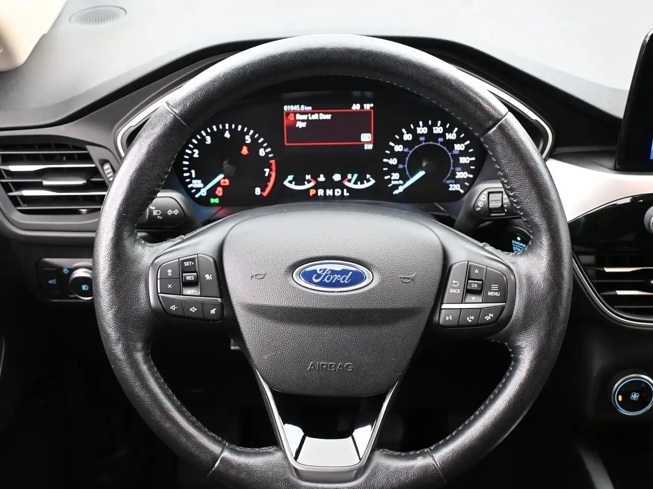 Ford Escape снимка Ford Escape