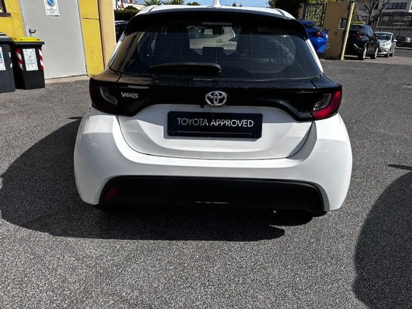 Toyota Yaris Yaris 1.5h Trend Blanc - 2