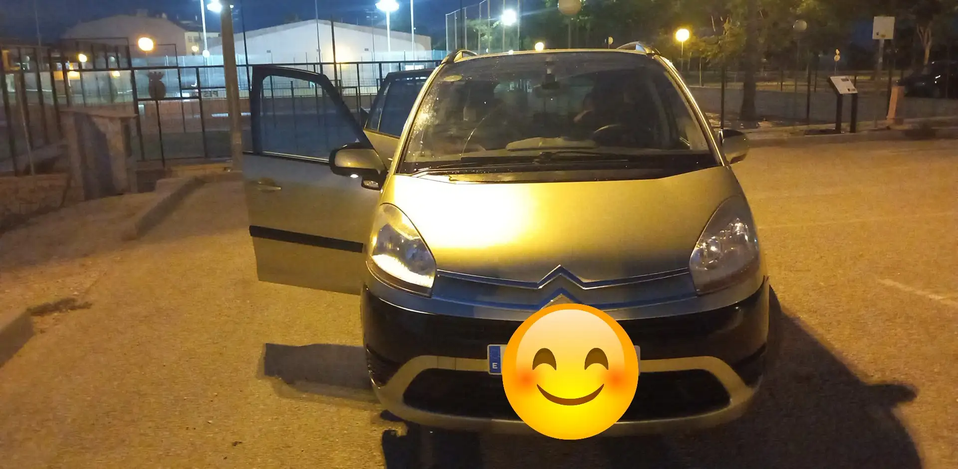 Citroen C4 Picasso 1.6HDI LX Plus - 2