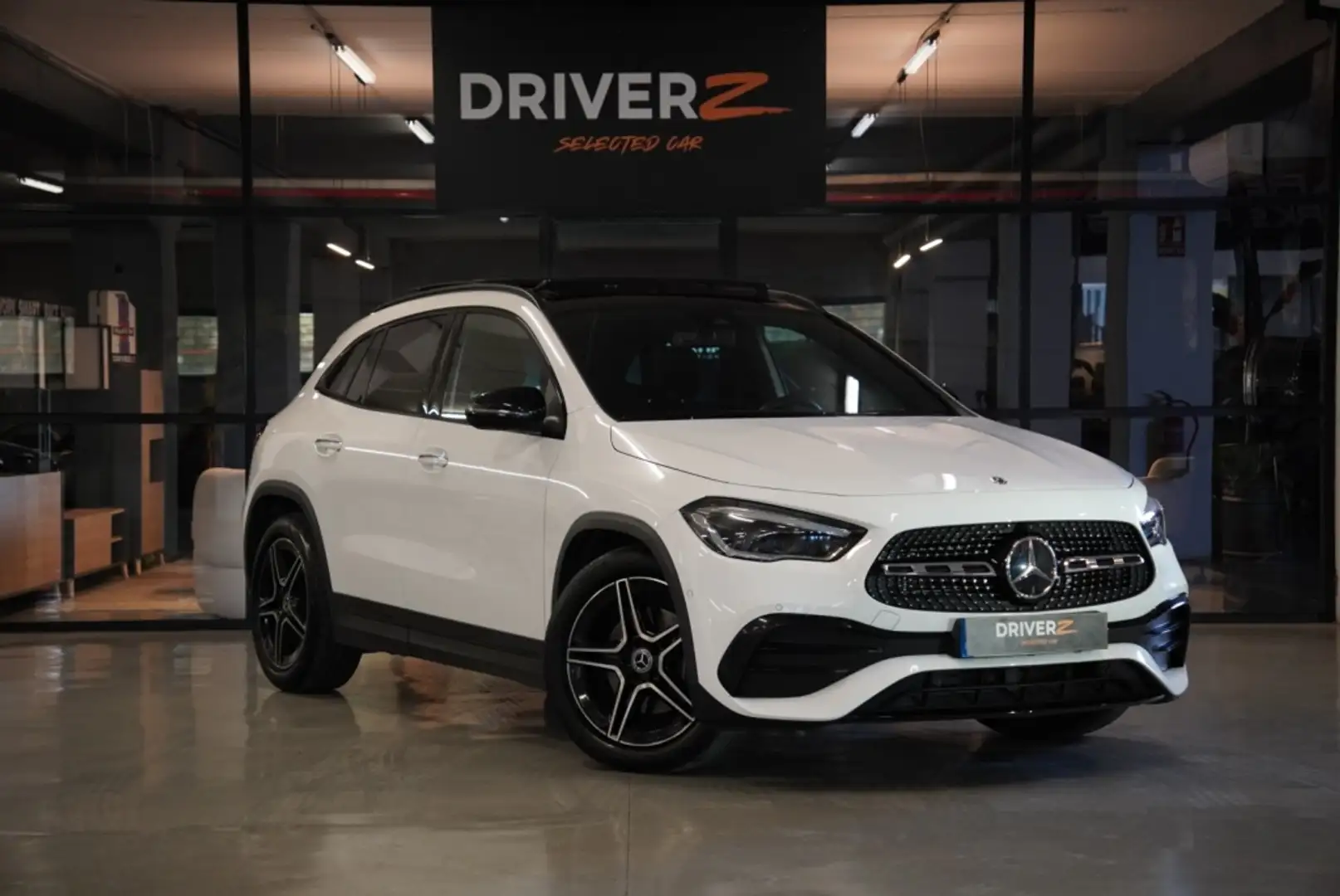 Mercedes-Benz GLA 200 200d 8G-DCT Blanc - 1