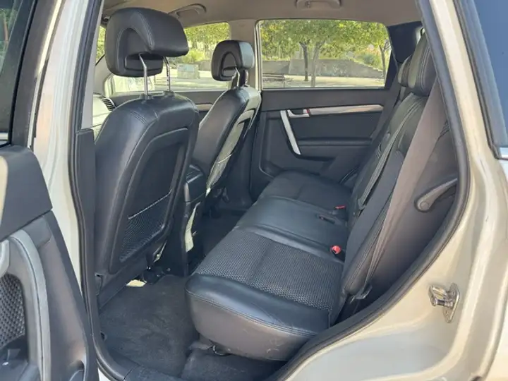 Chevrolet Captiva 2011, foto 9