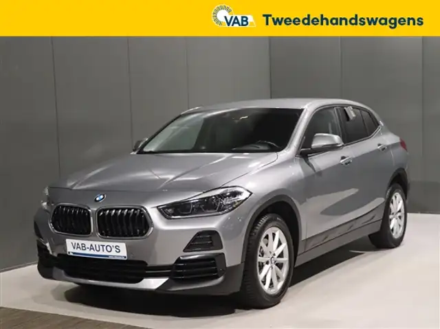 BMW X2 sdrive 18i