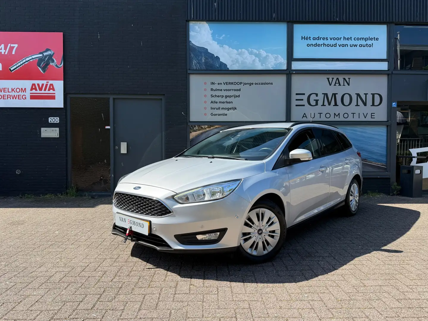 Ford Focus Wagon 1.0 Lease Edition Gris - 1