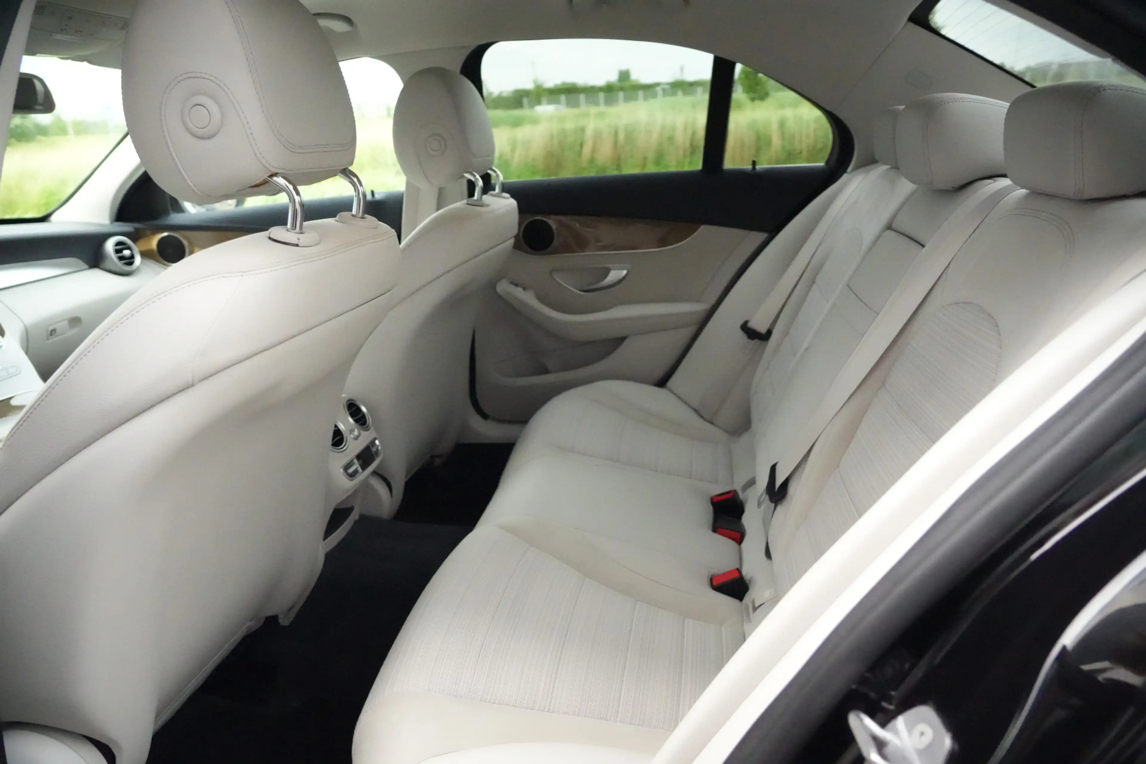 Mercedes-Benz C 350 e Lease Edition 279pk Navigatie/Trekhaak/PDC — photo 24