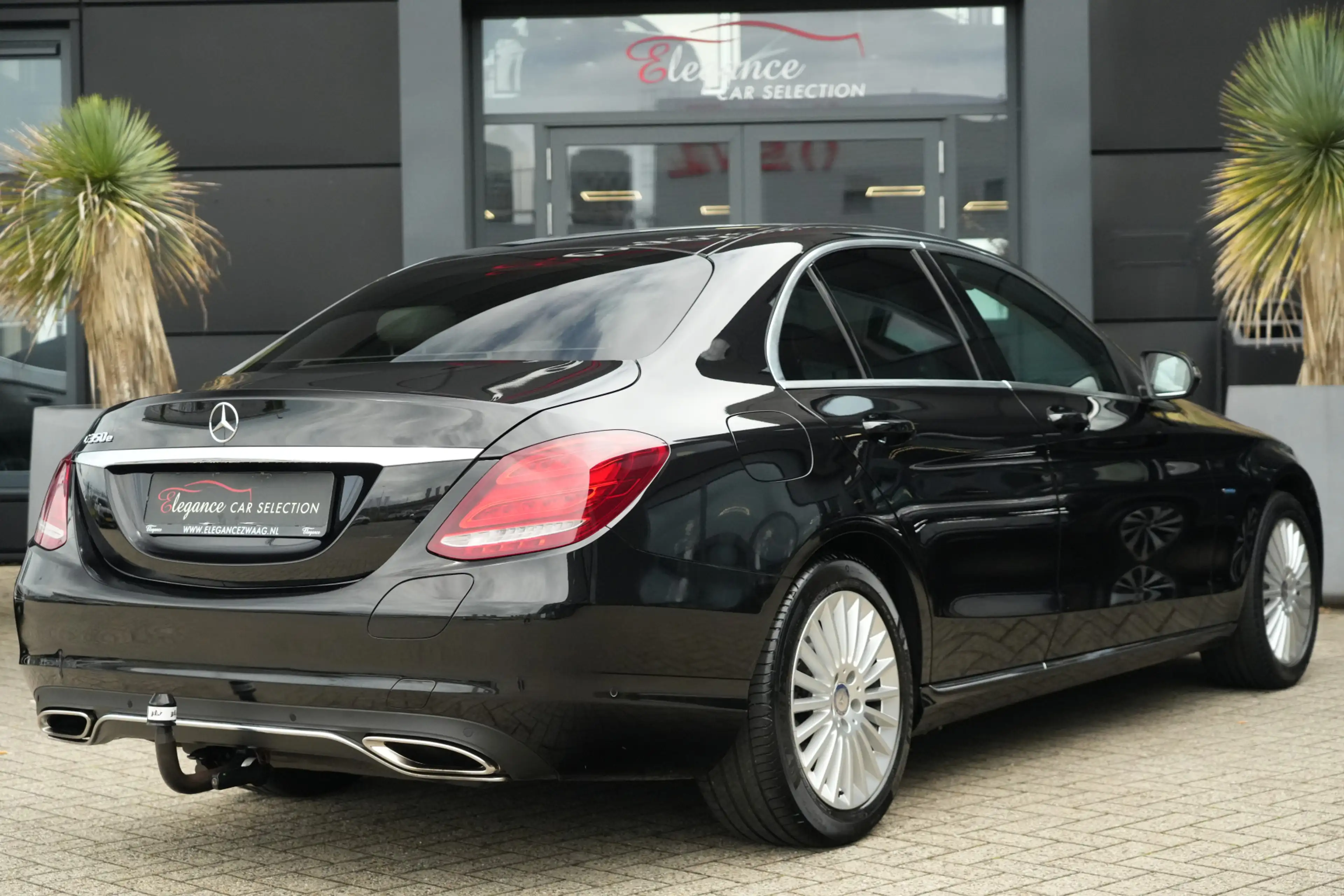Mercedes-Benz C 350 e Lease Edition 279pk Navigatie/Trekhaak/PDC — photo 2