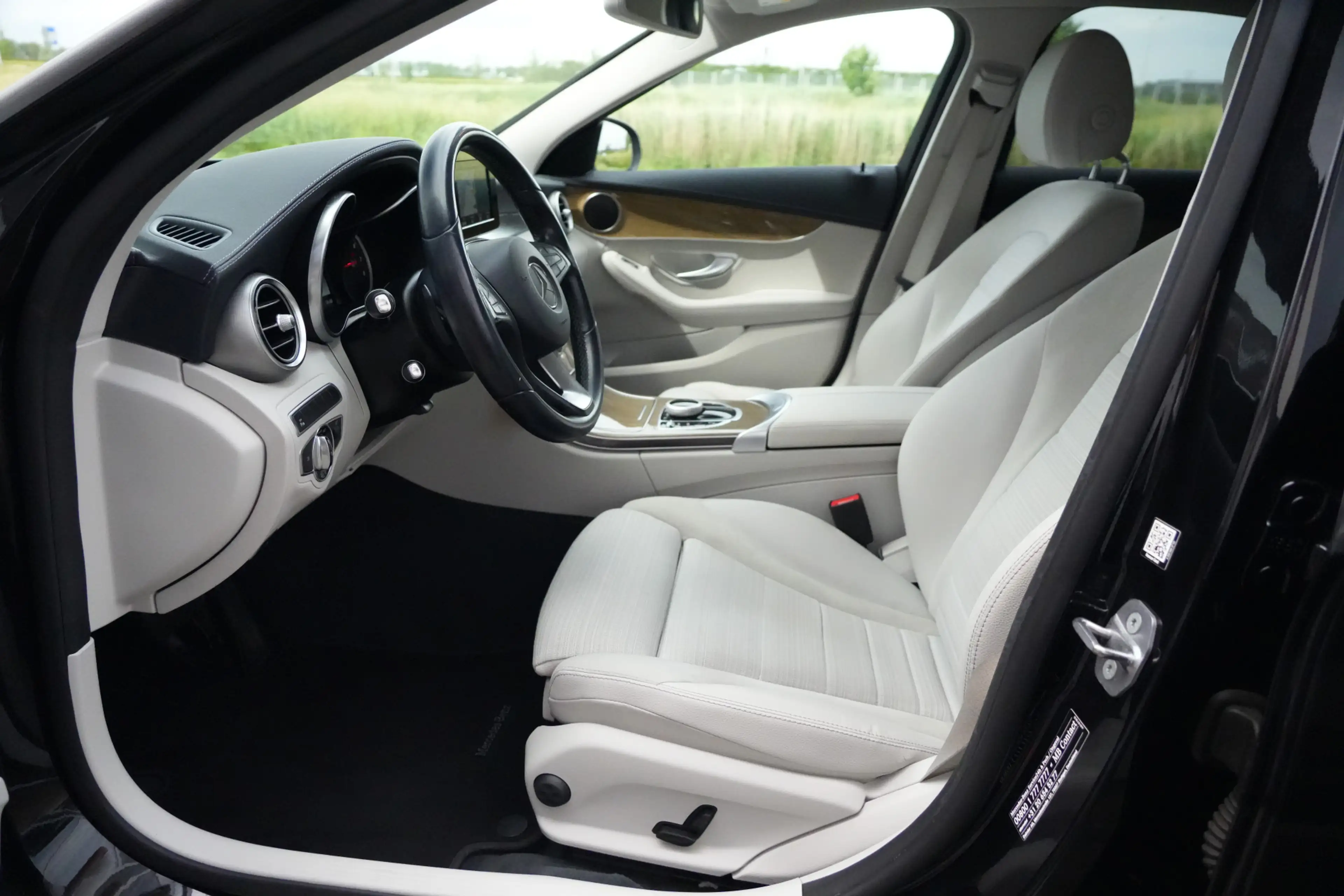 Mercedes-Benz C 350 e Lease Edition 279pk Navigatie/Trekhaak/PDC — photo 11
