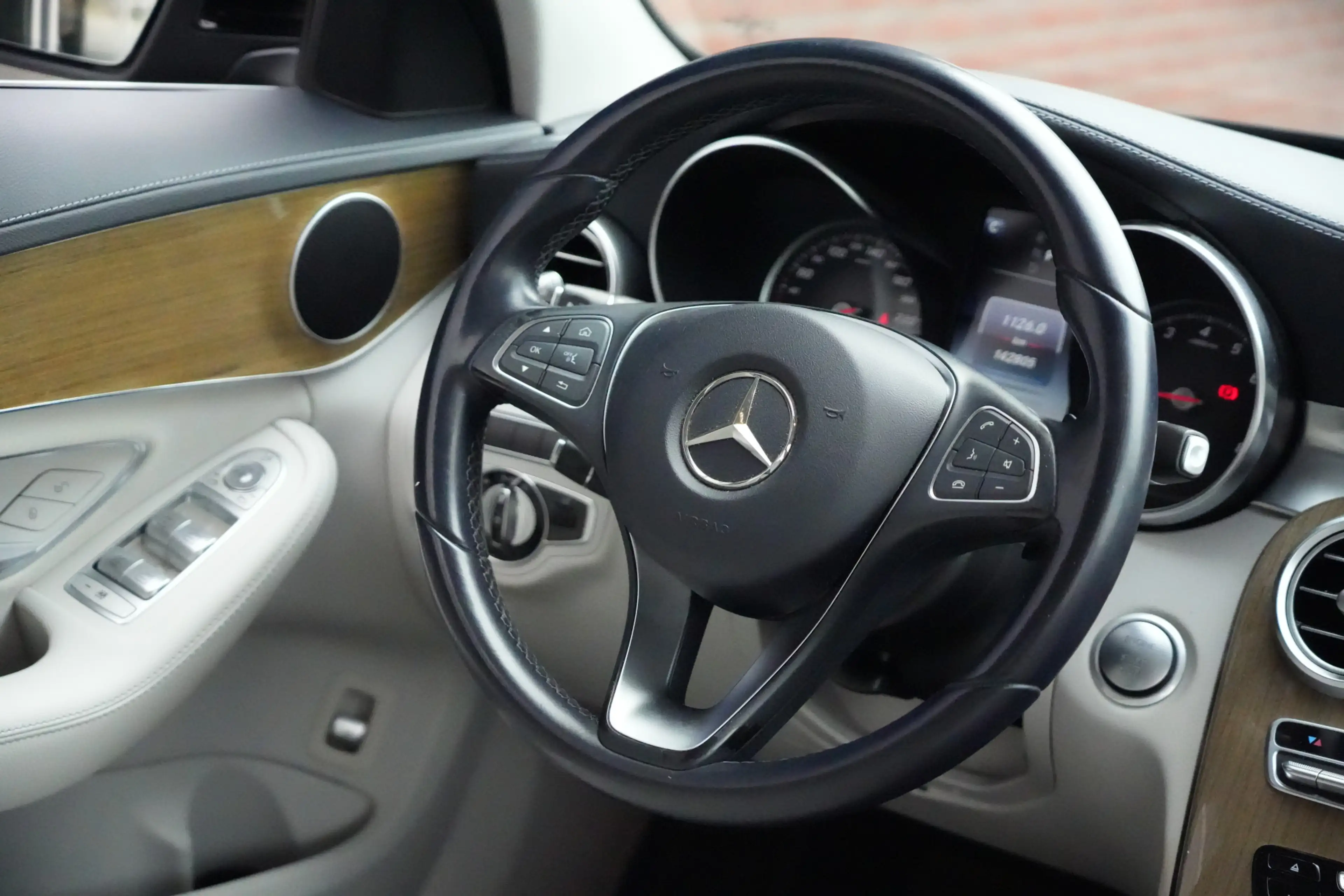 Mercedes-Benz C 350 e Lease Edition 279pk Navigatie/Trekhaak/PDC — photo 5