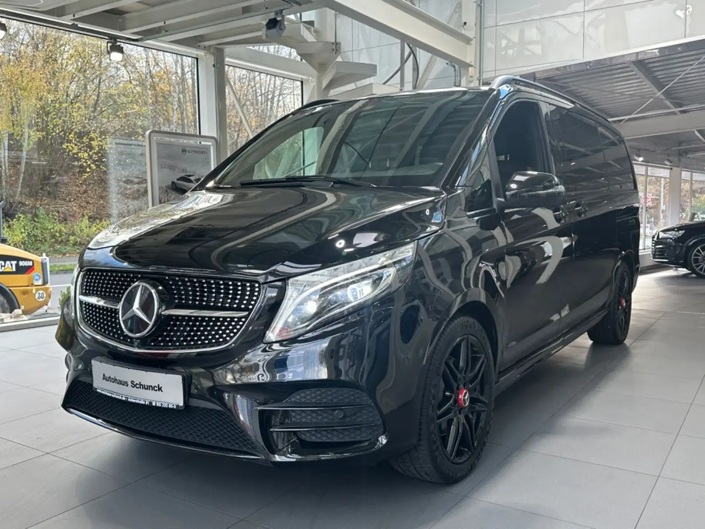 Mercedes-Benz V 300 d AMG LINE/360°/AIRMATIC/AHK/BURM/STDHZG Schwarz - 1