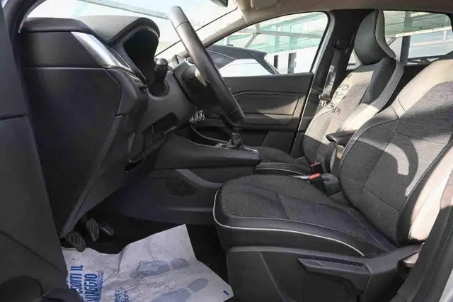 Renault Captur view 11