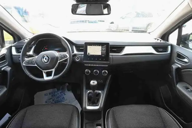 Renault Captur view 9