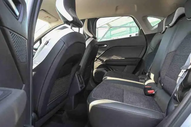 Renault Captur view 13