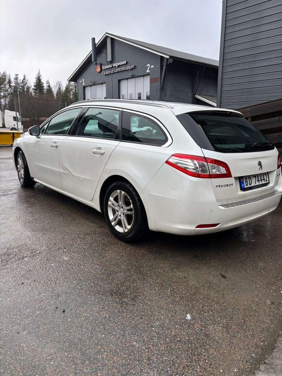 Peugeot 508 SW 1.6 HDi 112ch FAP BVM5 Active - foto 1