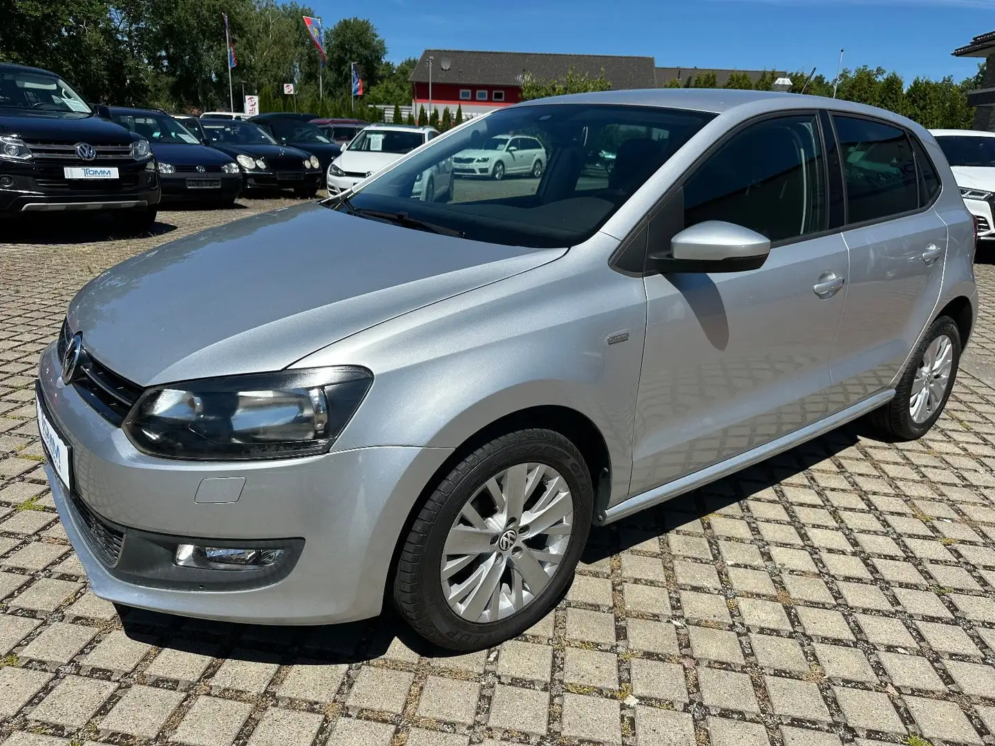 Volkswagen Polo V 1.2 Life / 4-Türig / KLIMA / ALU Silber - 1