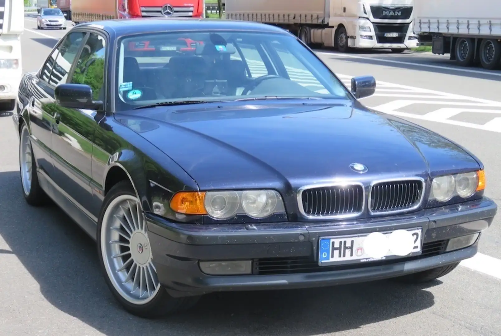 BMW 740 740i - 2