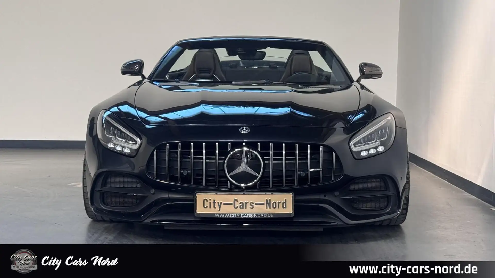 Mercedes-Benz AMG GT FACELIFT-NIGHT-KAM-TOTW-KEYLESS-DTR+ Schwarz - 2